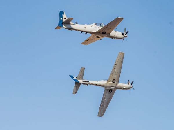 AERONAVES A-29B SUPER TUCANO Y MH-60M BLACK HAWK PREPARAN RUTINA PARA FIDAE 2026