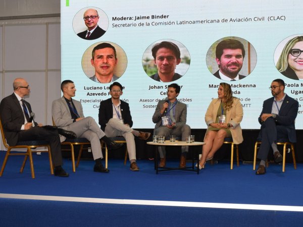 AEROSPACE SUMMIT, HACIA UNA AVIACIÓN SOSTENIBLE