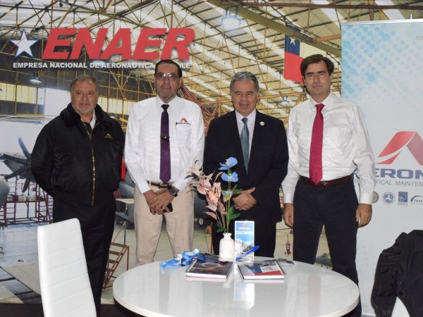ENAER Y AEROMAC FIRMAN CONVENIO DE COLABORACIÓN PARA MANTENIMIENTO DE AERONAVES